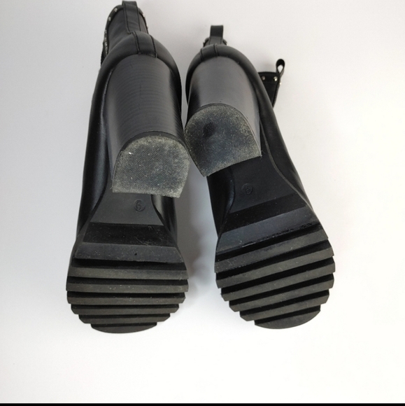 Black ankle boots with silver studs - Picture 4 of 8